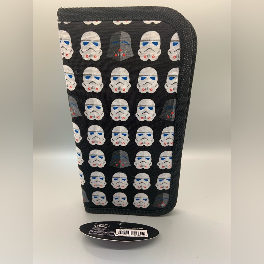 3/20$ New Star Wars pencil case